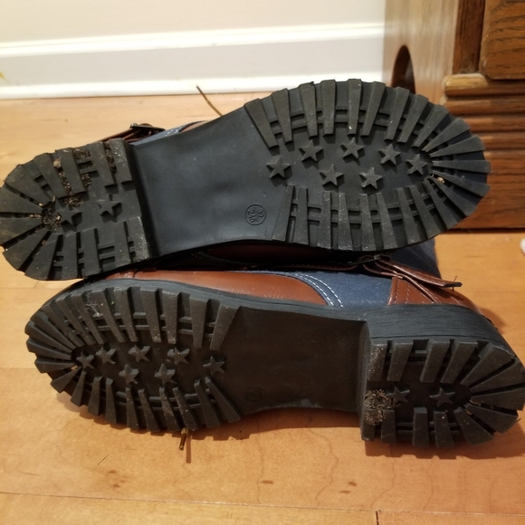 NWOT Leather Strap Buckled Teal moto combat Boots - Picture 8 of 8